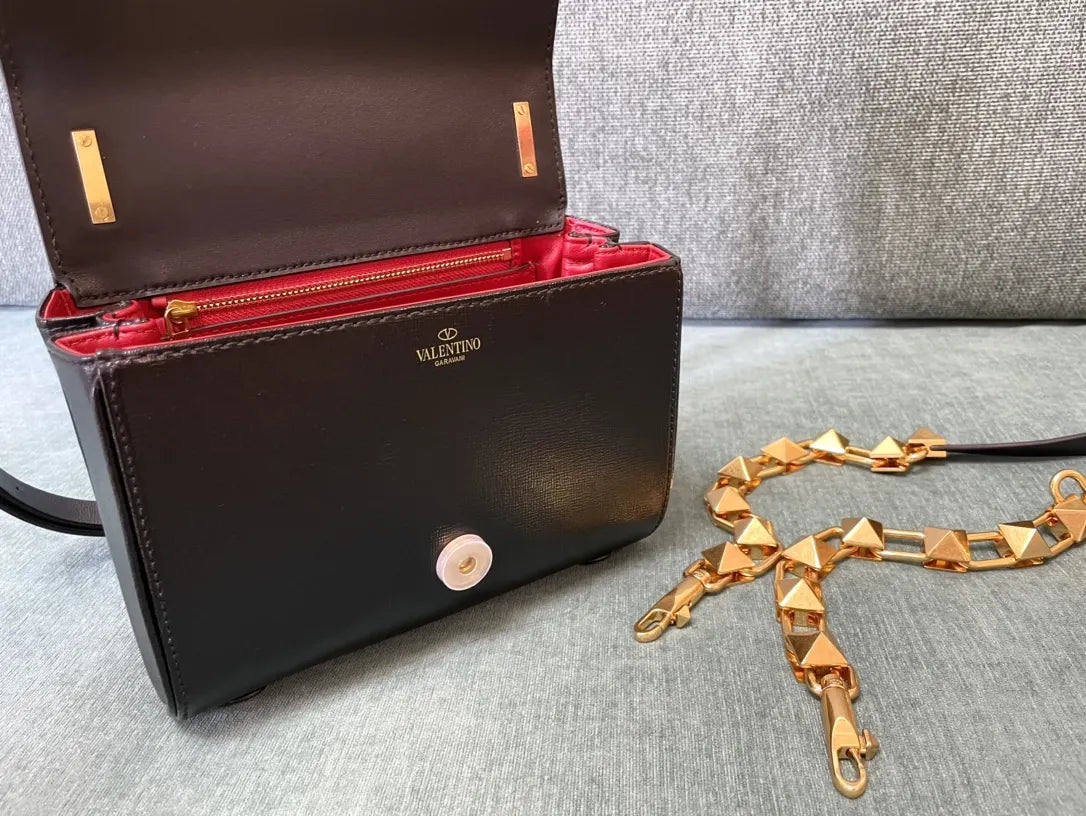 Valentino Black Grain Leather Bag gold - Hình 8