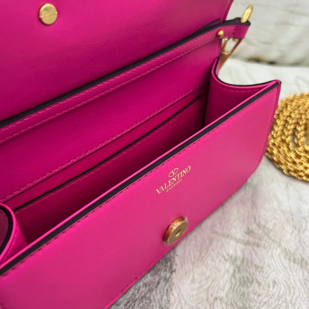 gold Valentino Shocking Pink VLogo Bag - Hình 9