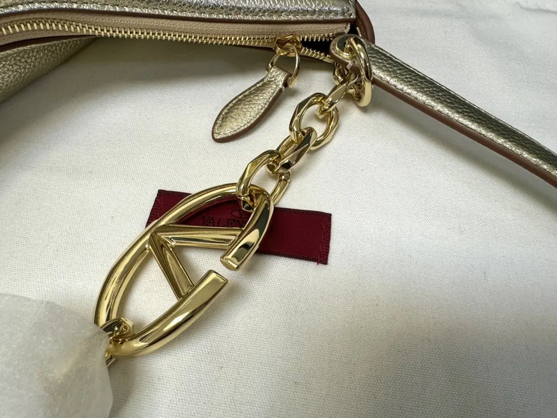 Valentino Gold Hobo Bag - Hình 7
