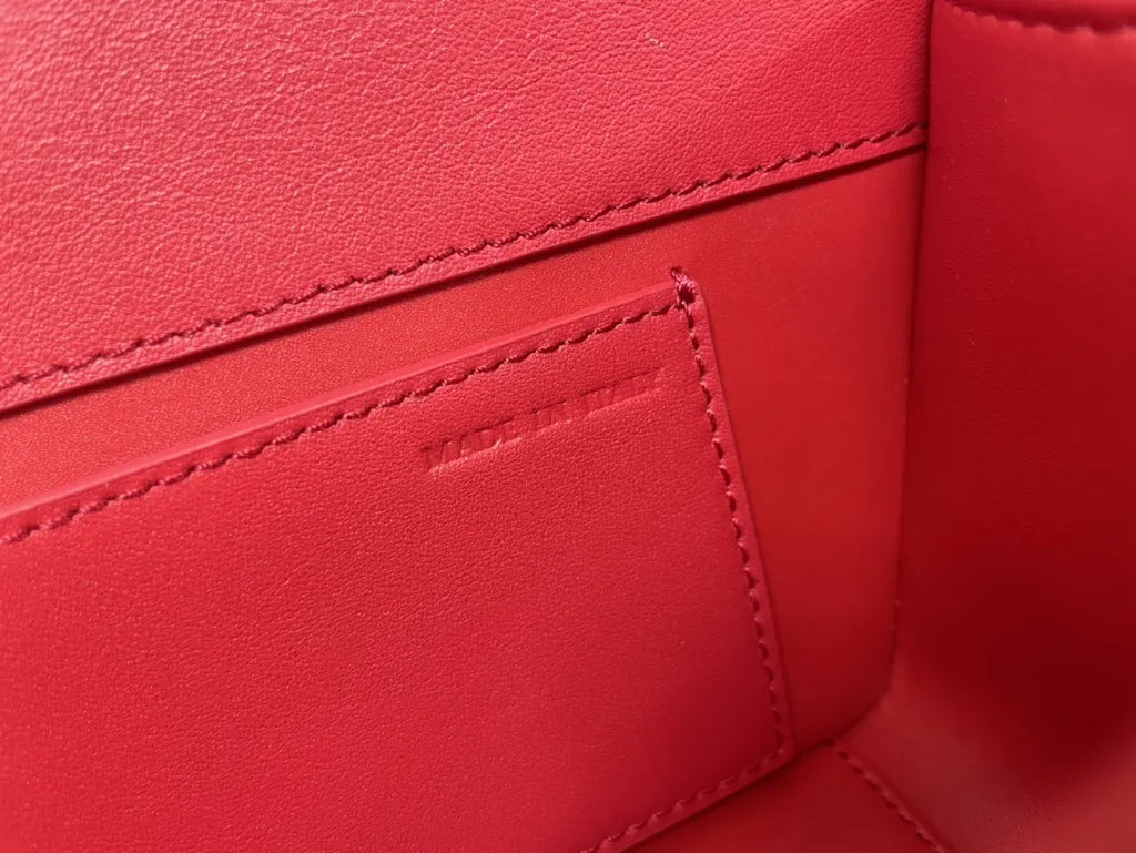 Valentino Scarlet VLogo Bag - Hình 7