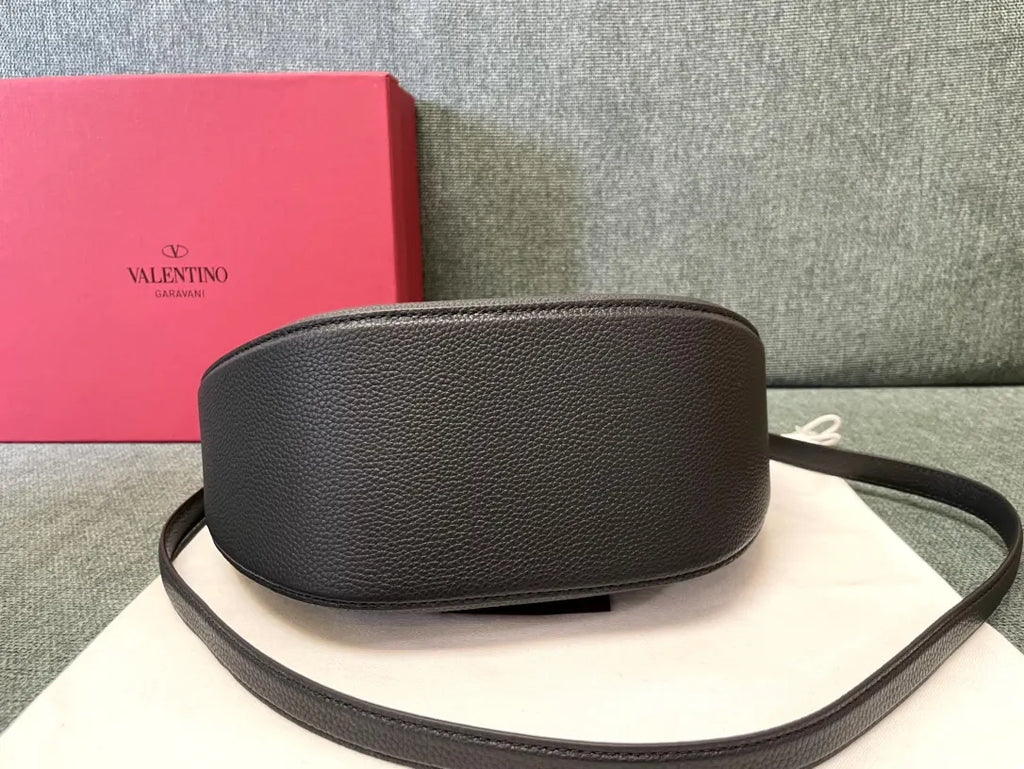 Valentino Black Hobo Bag - Hình 5