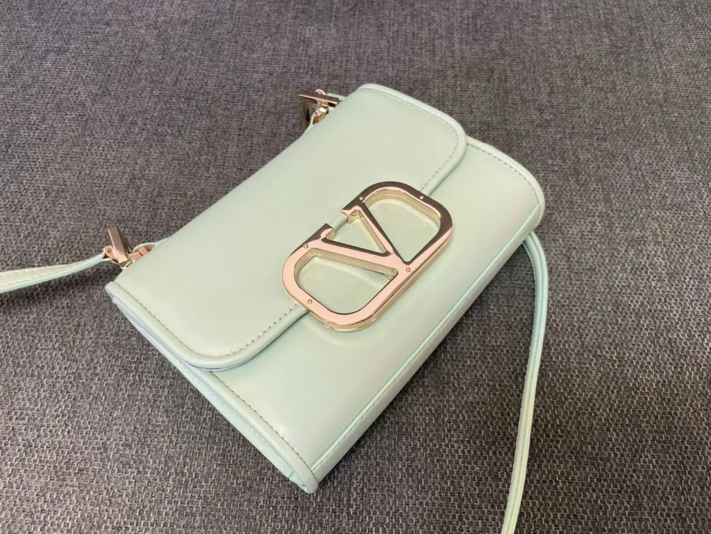 Valentino Mint Green VLogo Bag leather - Hình 3