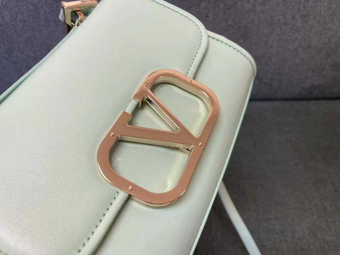 Valentino Mint Green VLogo Bag leather - Hình 6