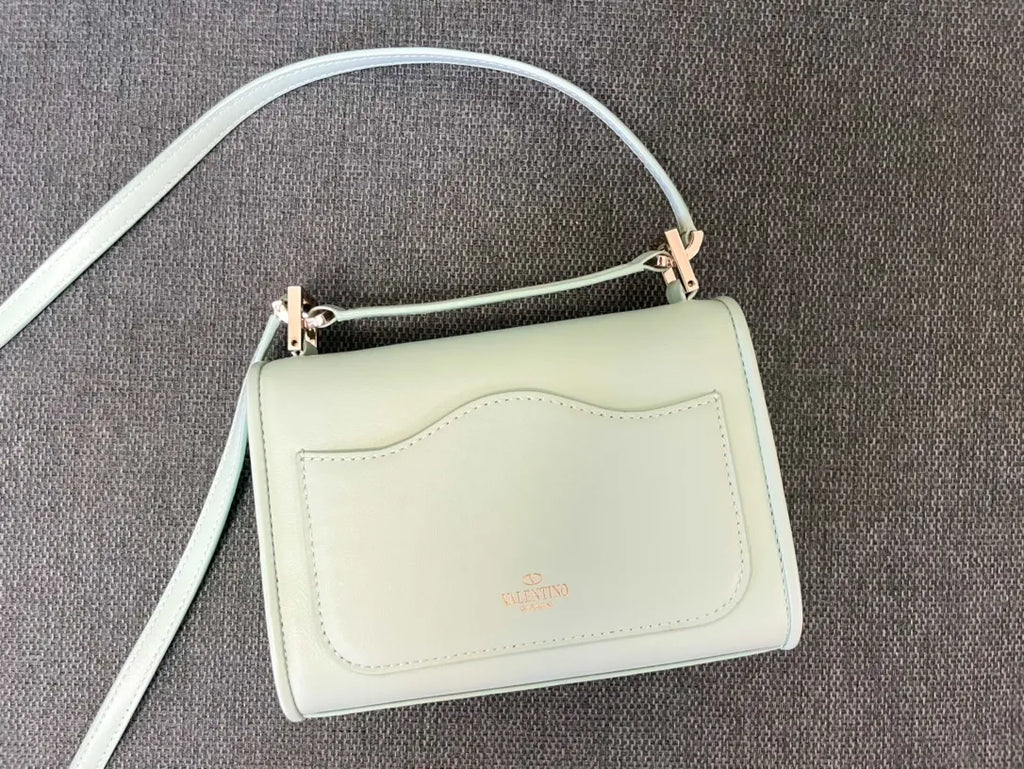 Valentino Mint Green VLogo Bag leather - Hình 4