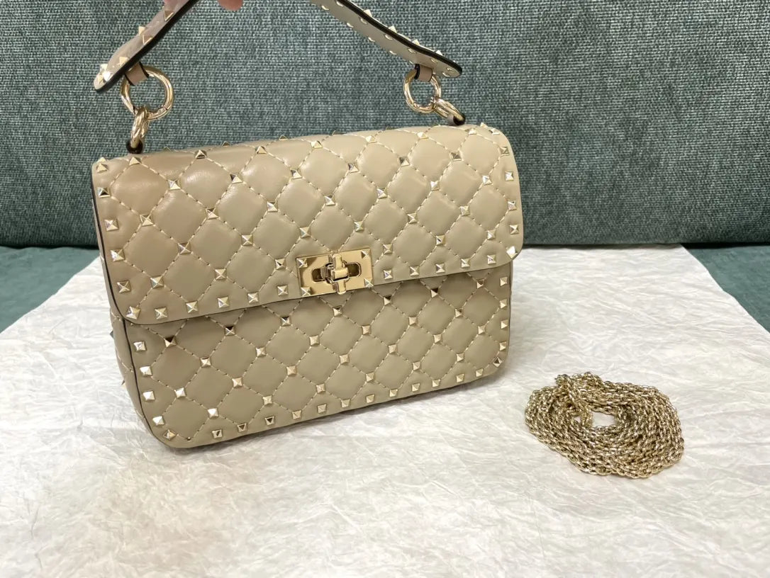 Valentino Beige Roman Stud Shoulder Bag - Hình 2