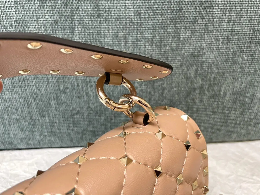 gold Valentino Rockstud Nude Bag - Hình 5