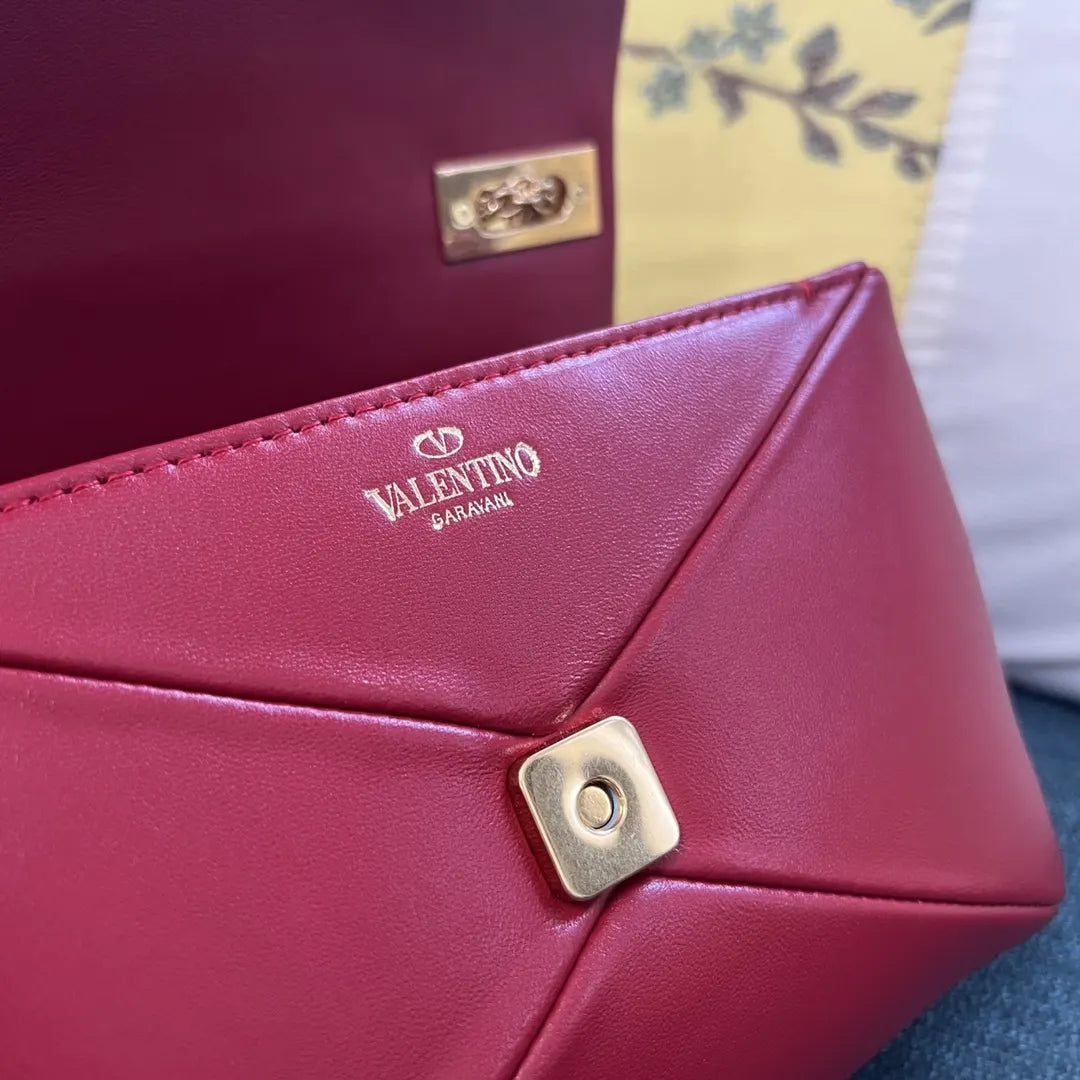 Valentino Cherry Red Envelope Bag - Hình 7