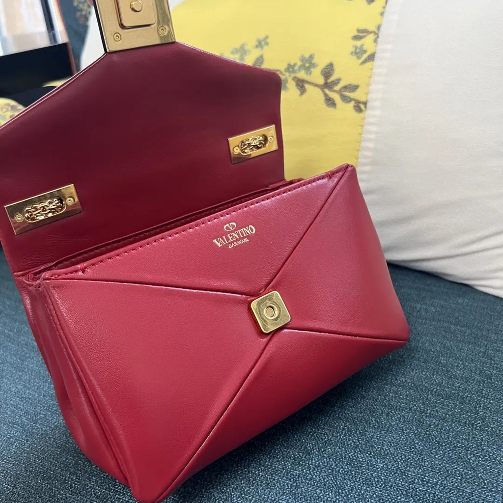 Valentino Cherry Red Envelope Bag - Hình 6