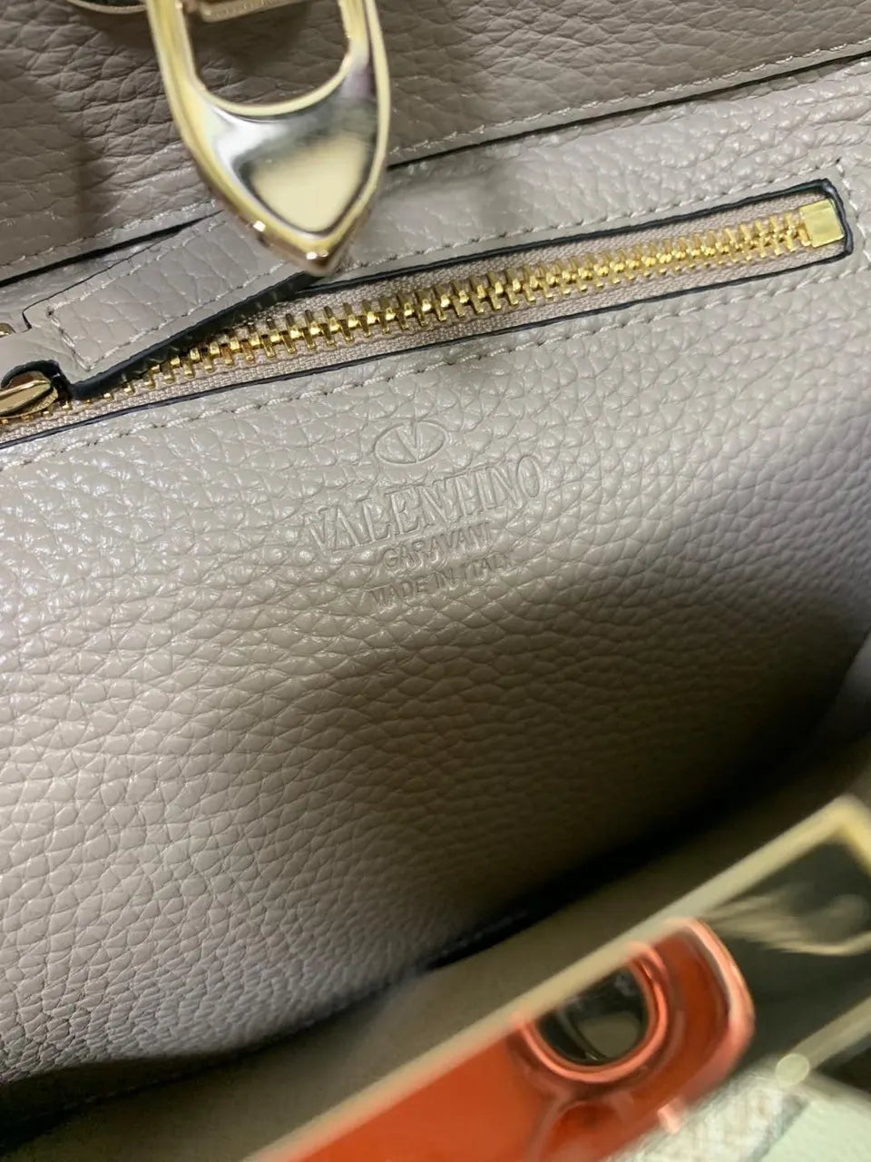 Valentino Grey Rockstud Shoulder Bag - Hình 7