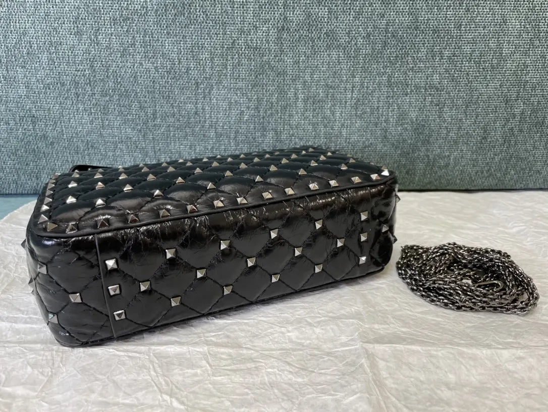 Valentino Black Studded Quilted Bag - Hình 5