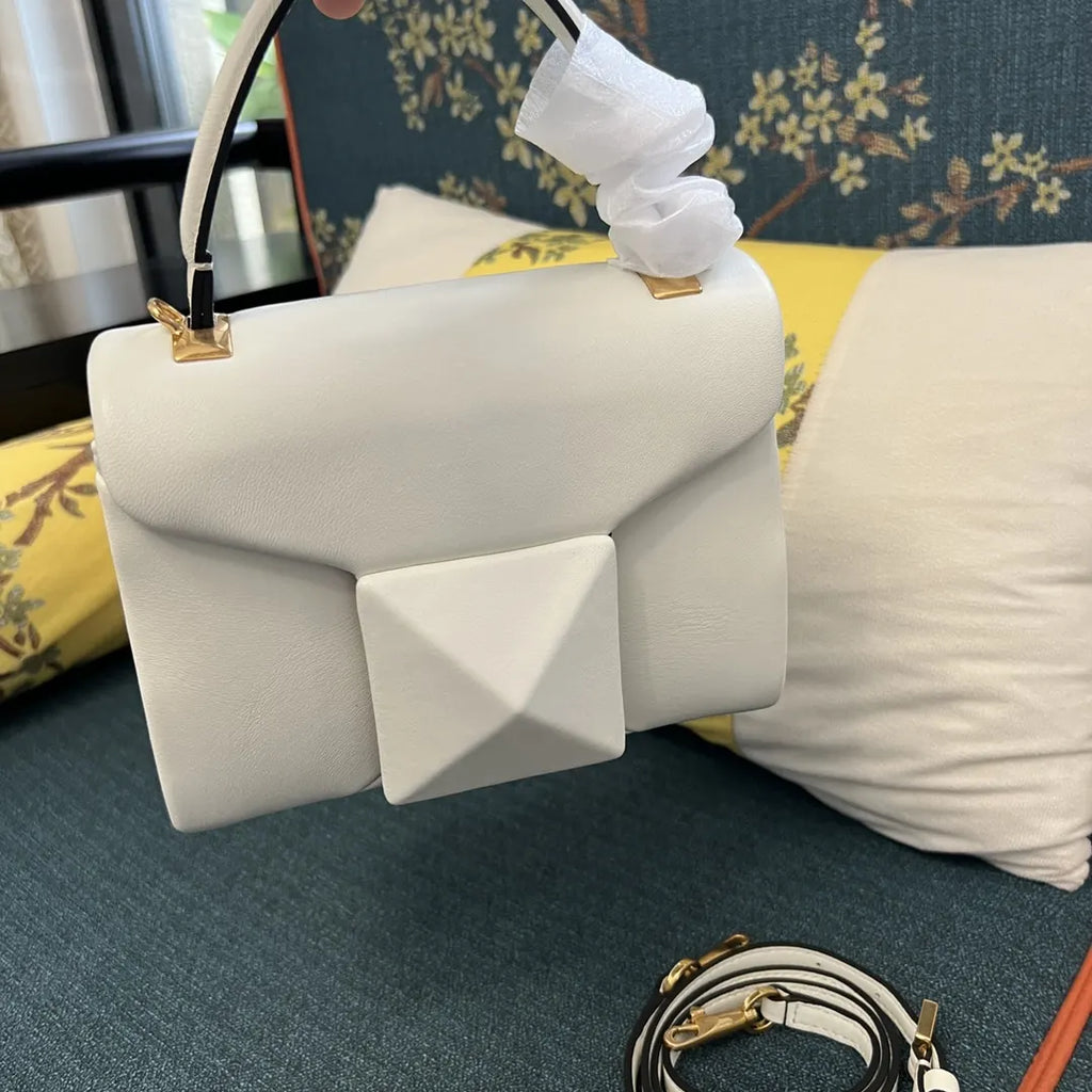 pyramid Valentino Optical White Bag - Hình 2