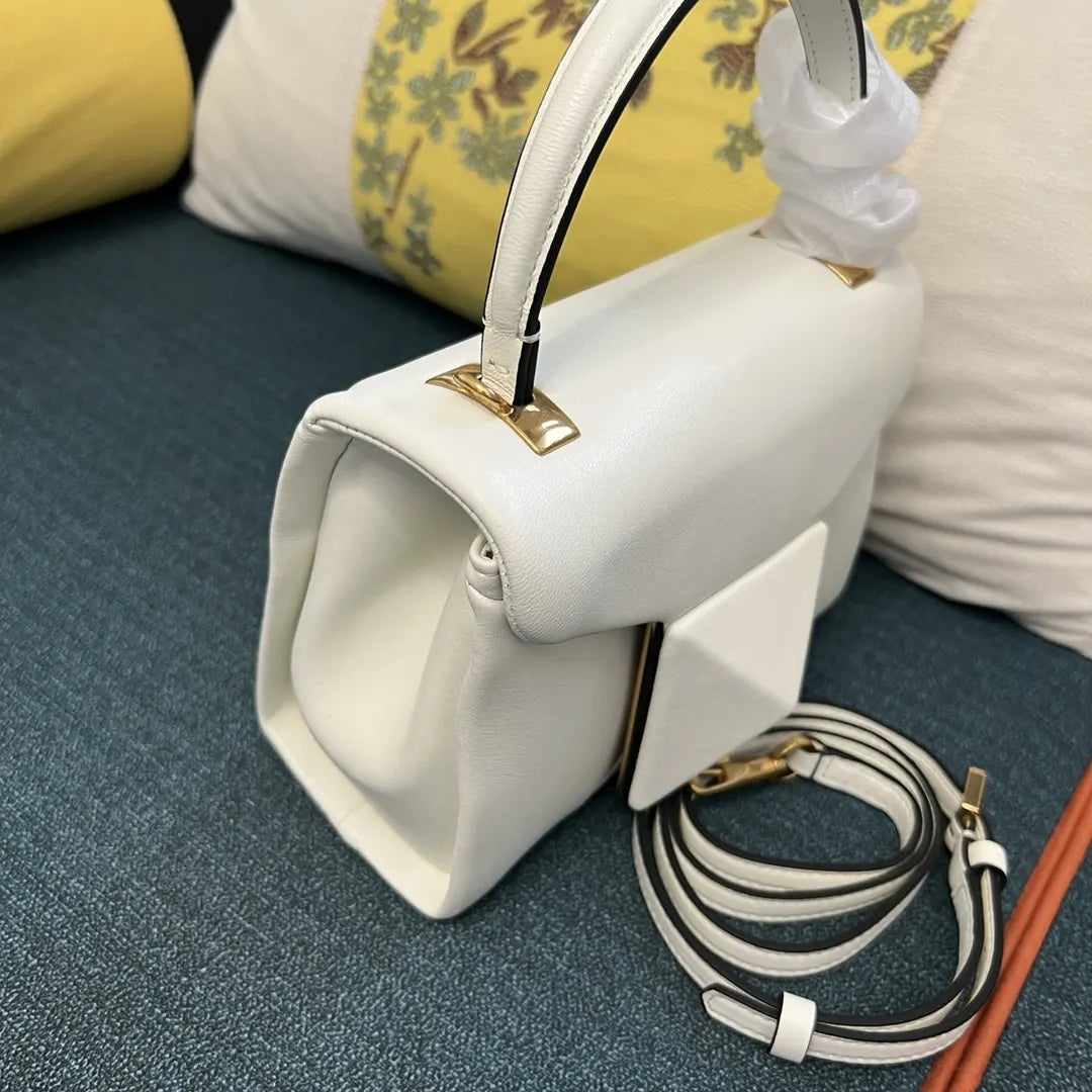 pyramid Valentino Optical White Bag - Hình 3