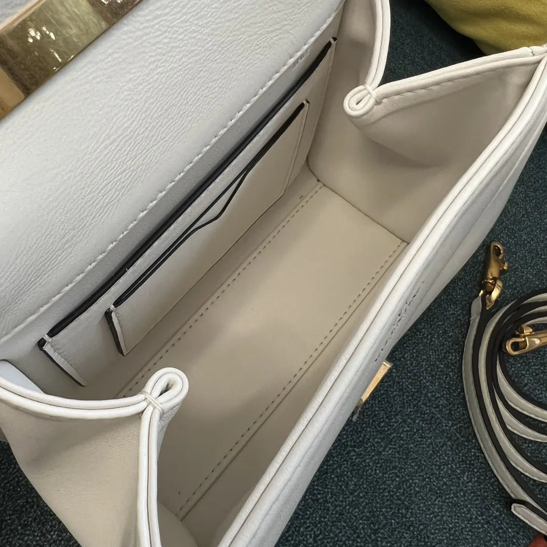 pyramid Valentino Optical White Bag - Hình 9