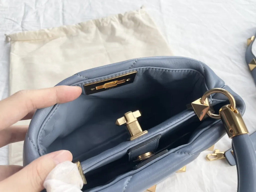 Valentino Sky Blue Stud Sign Bag - Hình 6