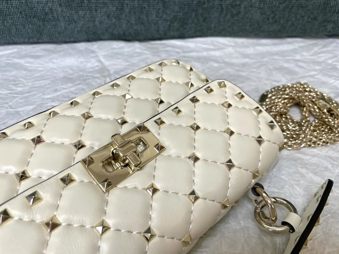 Valentino Cream Quilted Bag - Hình 5