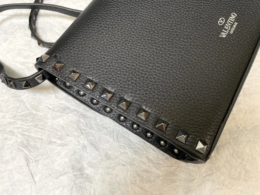 Valentino Spike Me Bag Black - Hình 7
