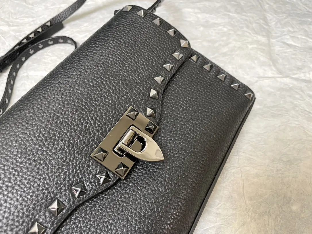 Valentino Spike Me Bag Black - Hình 2