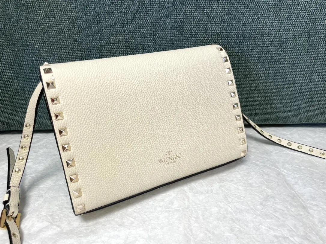 Valentino Ivory Rockstud Crossbody - Hình 6
