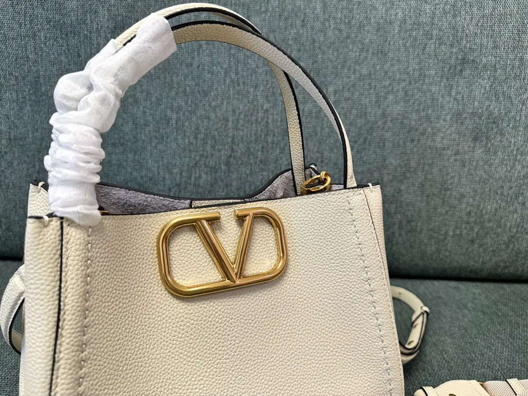 Valentino White Mini Bag - Hình 5