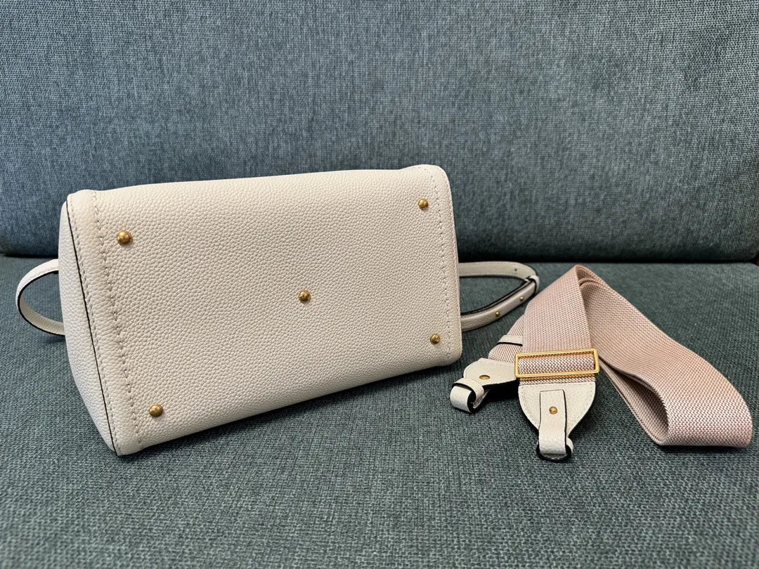 Valentino White Mini Bag - Hình 3