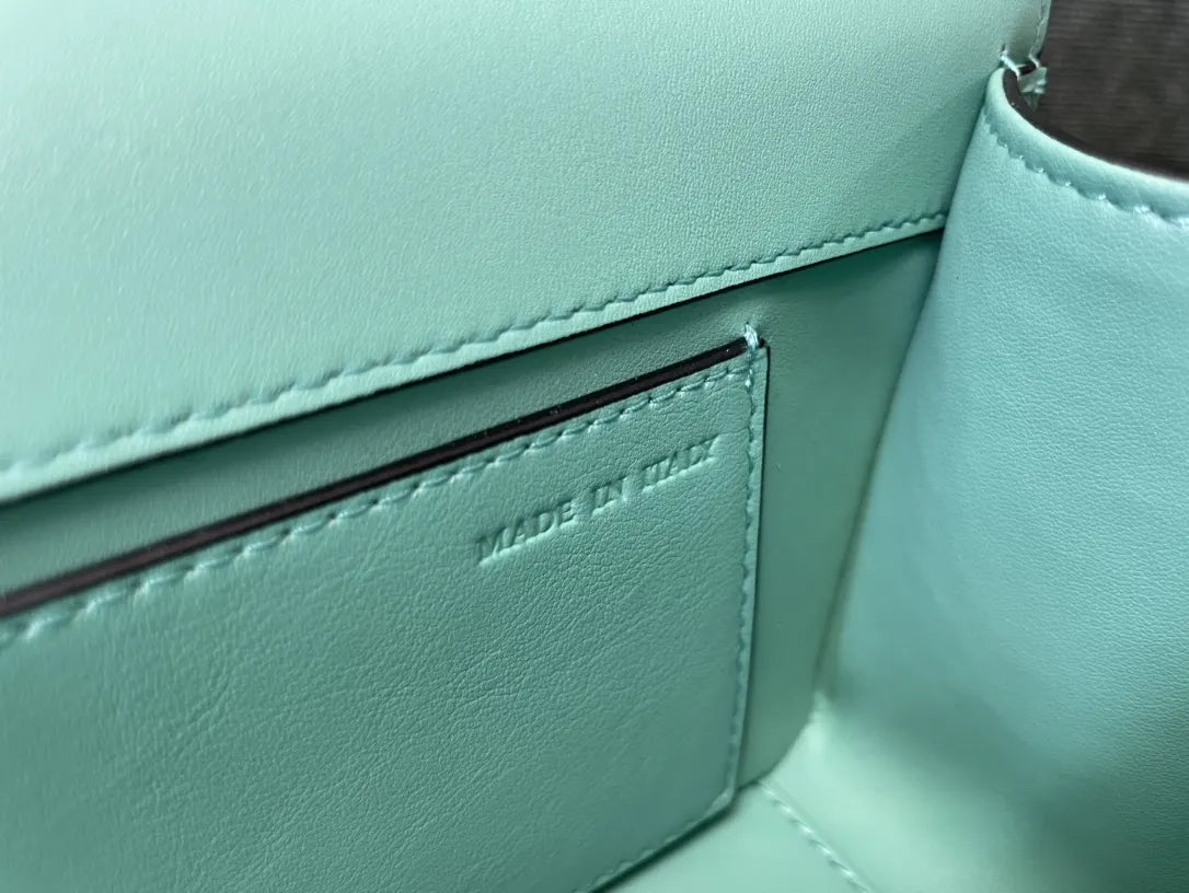 Valentino Mint Green VLogo Bag - Hình 7